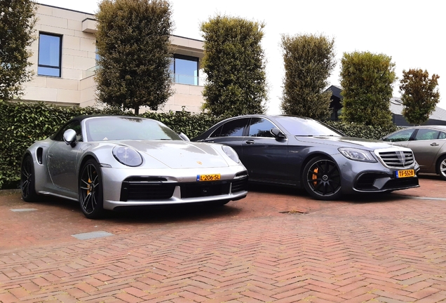 Porsche 992 Turbo S Cabriolet