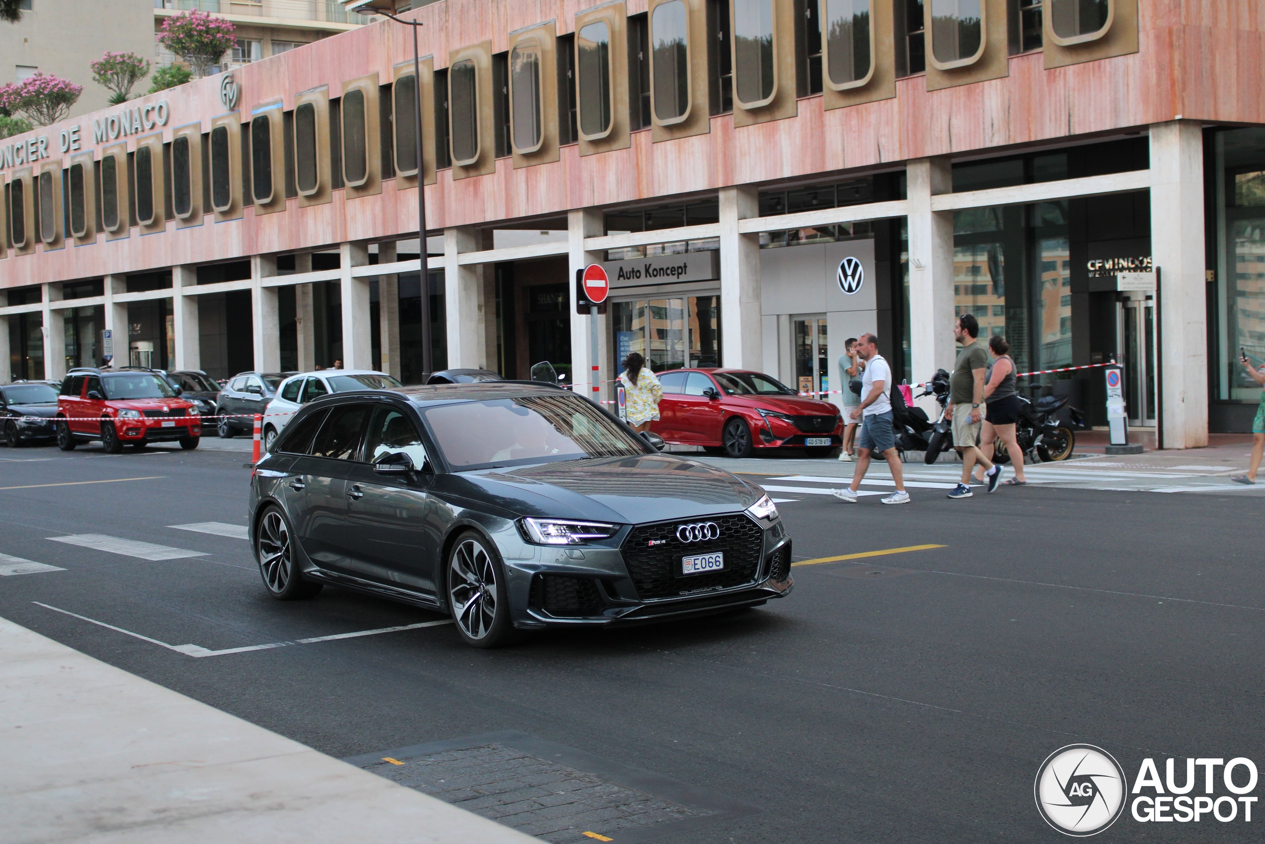Audi RS4 Avant B9