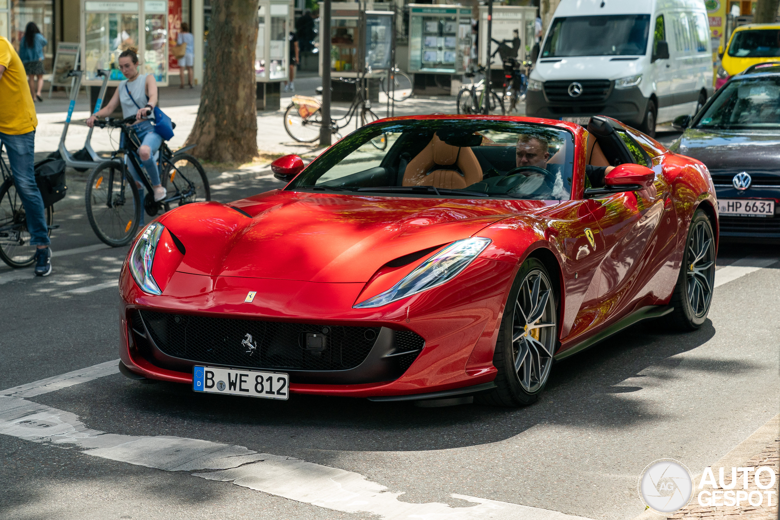 Ferrari 812 GTS