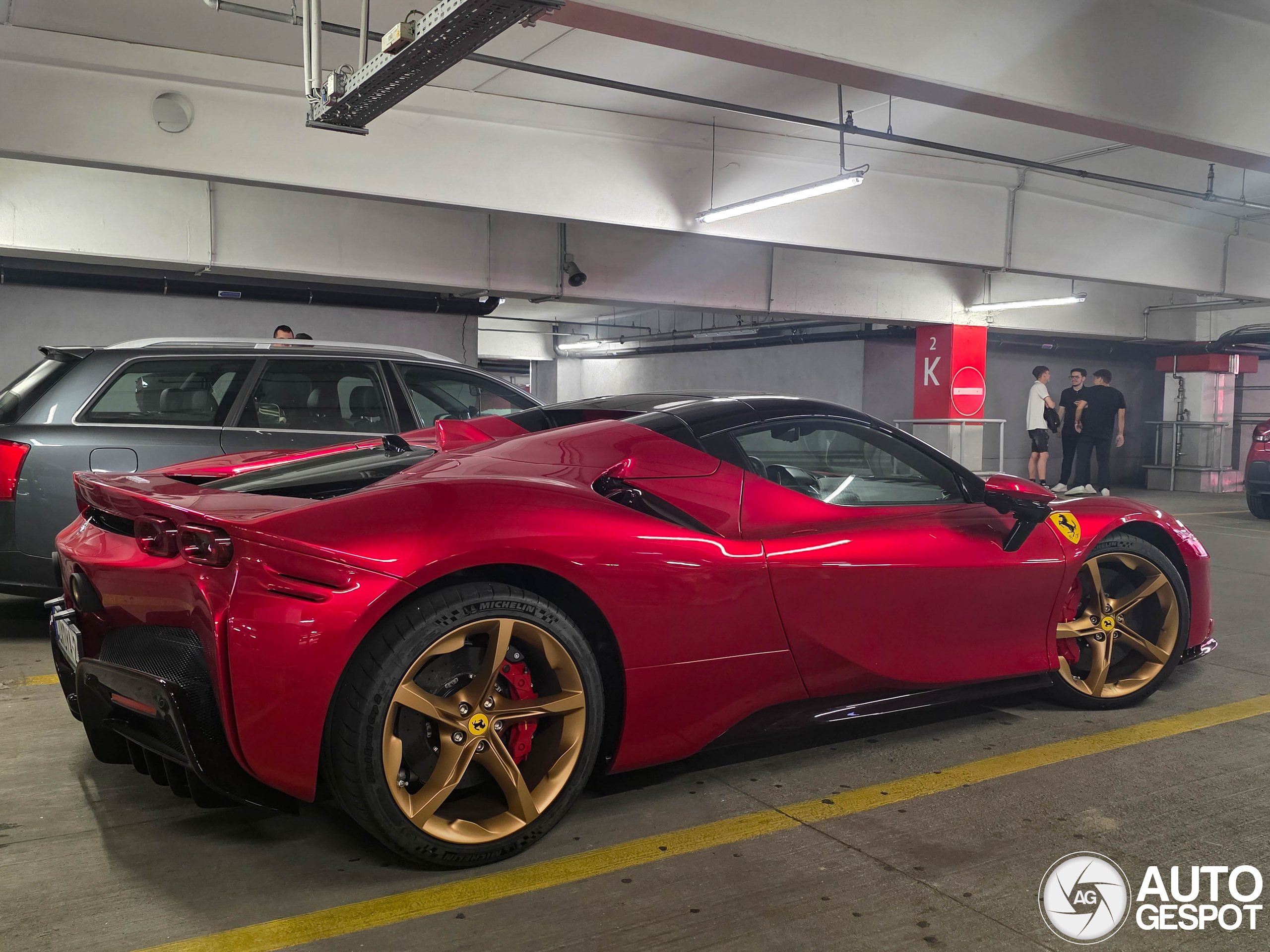 Ferrari SF90 Spider