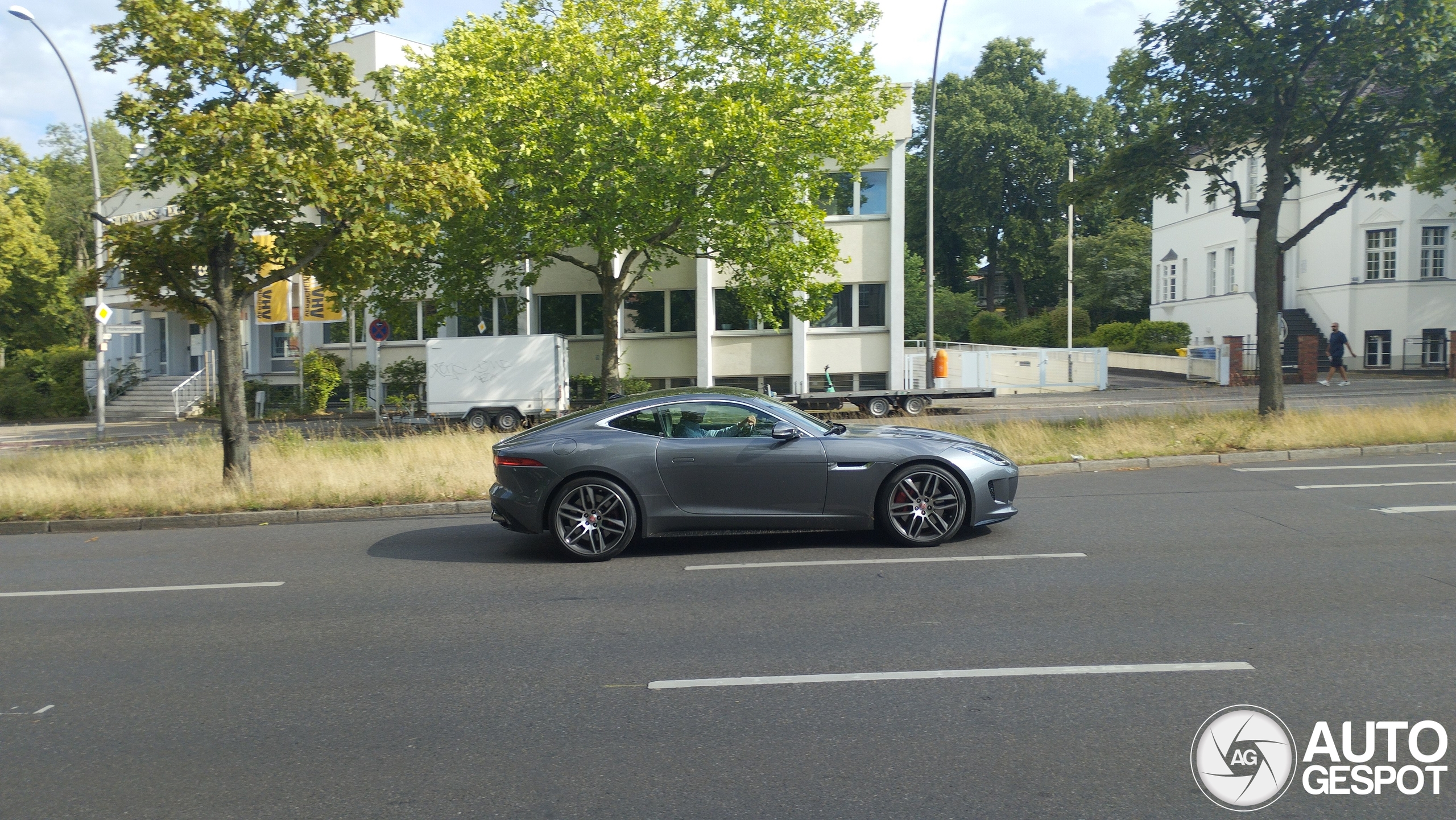 Jaguar F-TYPE R AWD Coupé