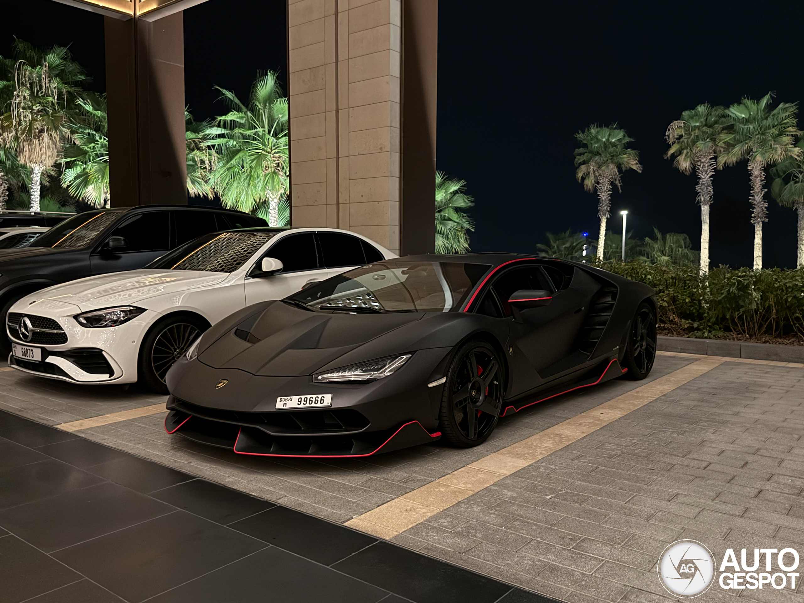 Lamborghini Centenario LP770-4