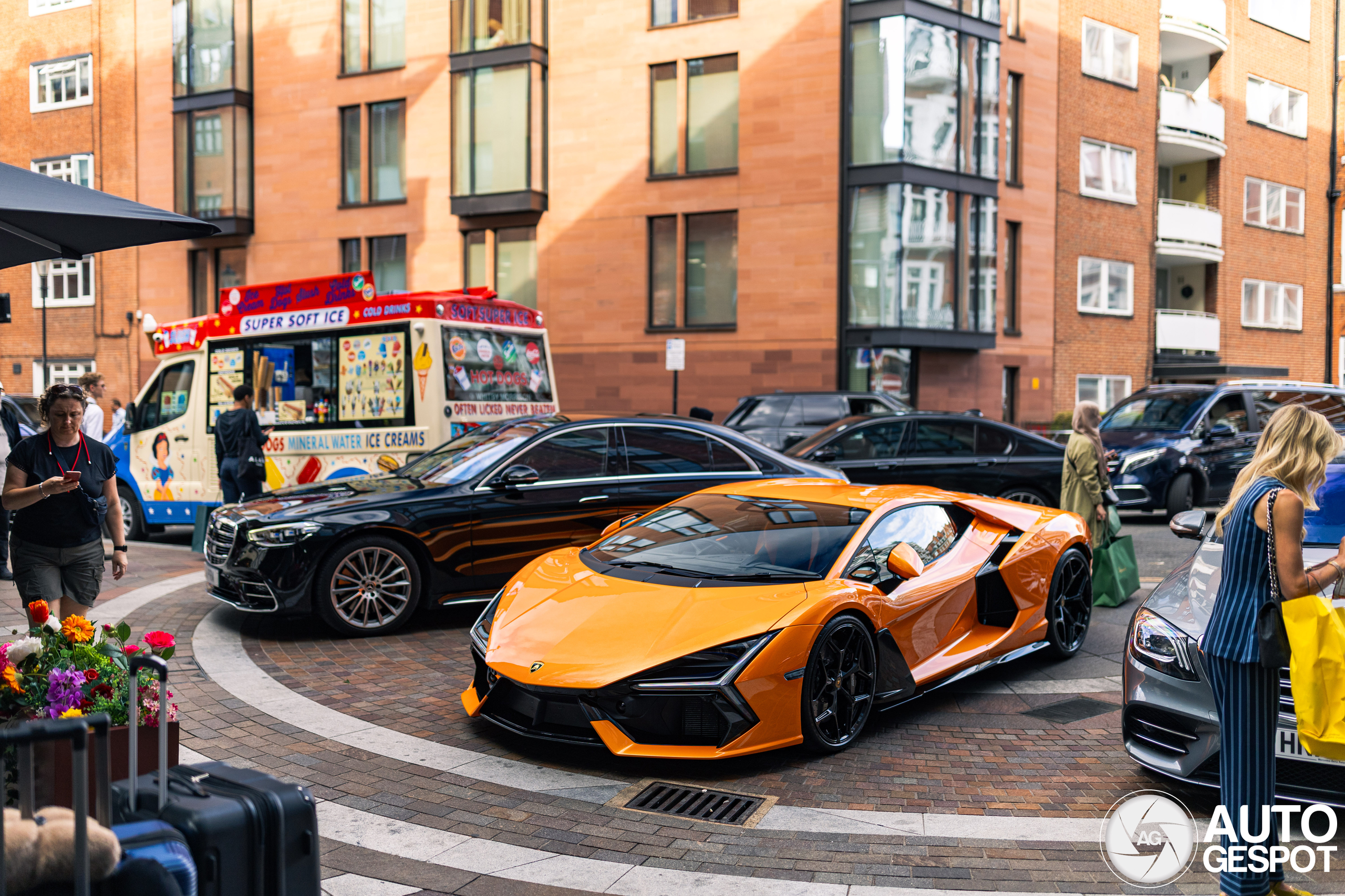 Lamborghini Revuelto
