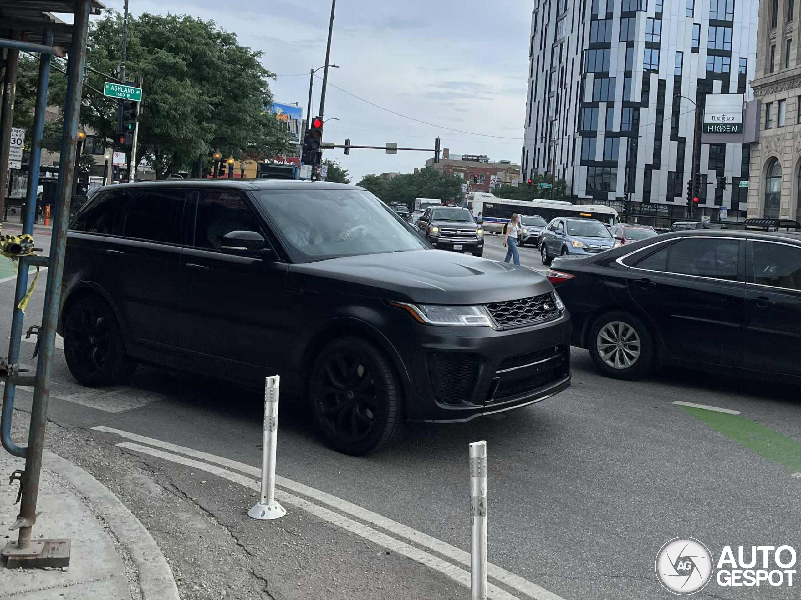 Land Rover Range Rover Sport SVR 2018