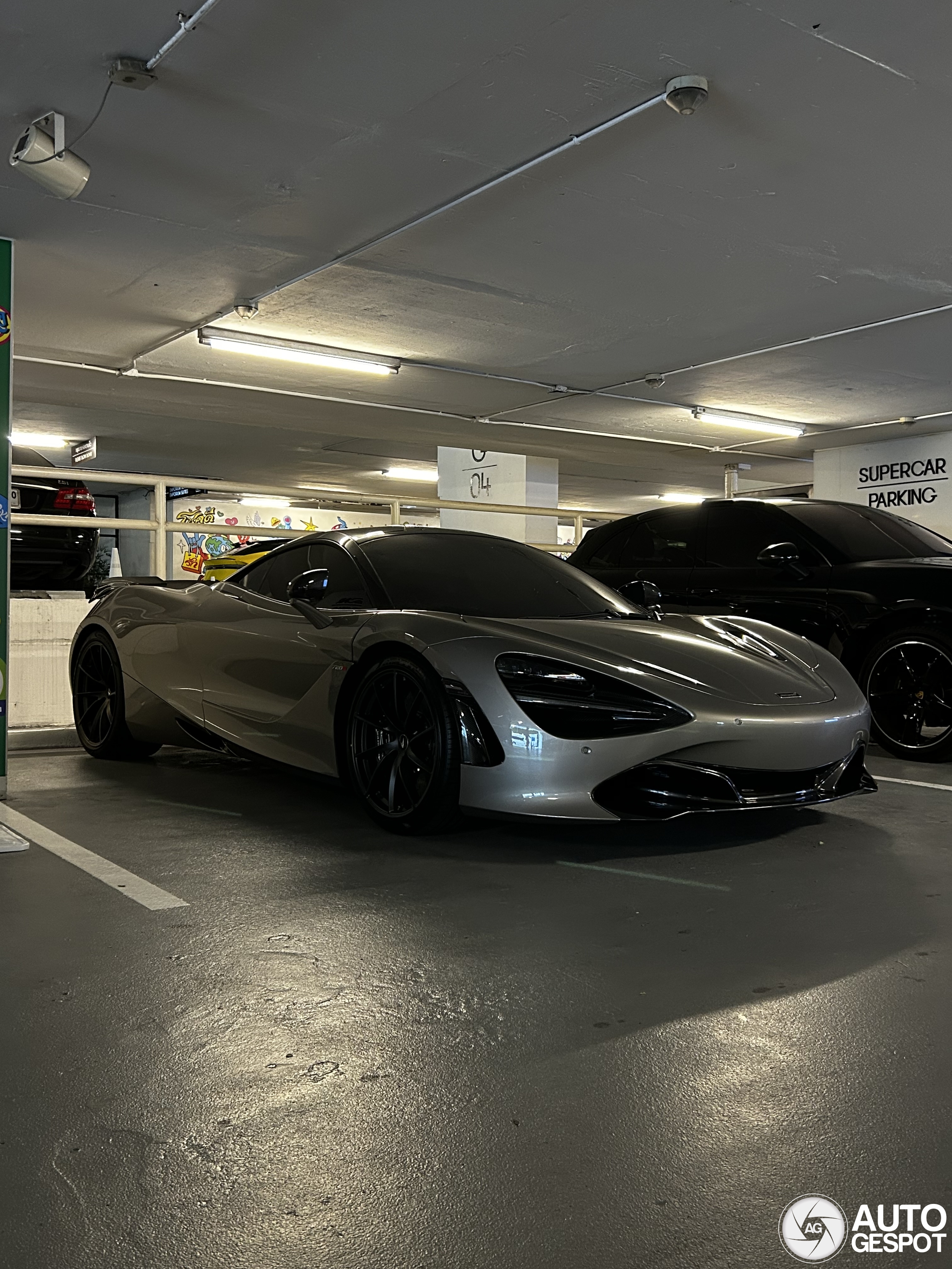 McLaren 720S