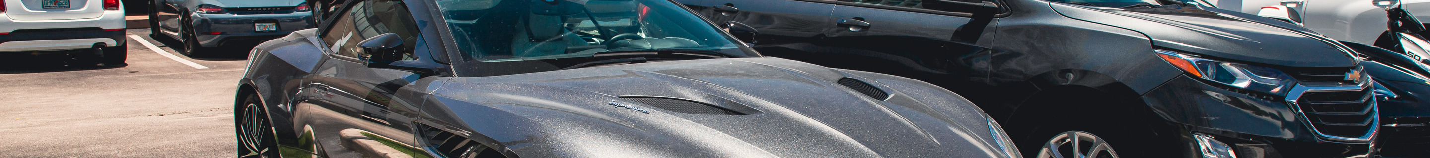 Aston Martin DBS Superleggera Volante