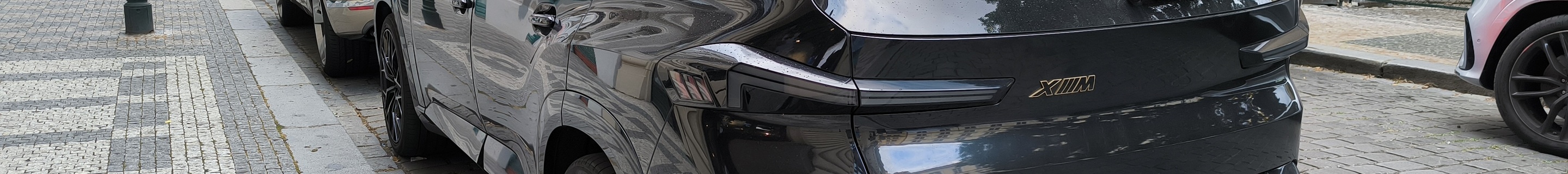 BMW XM G09