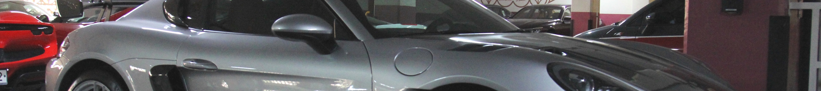 Porsche 718 Cayman S