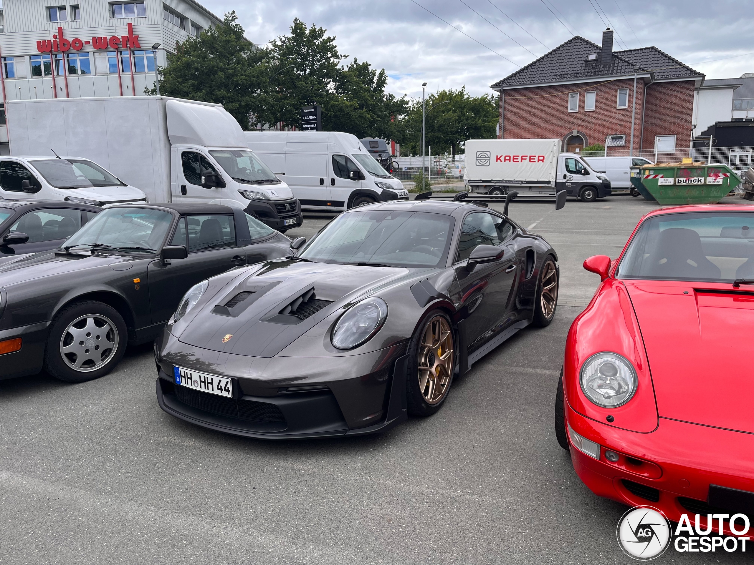 Porsche 992 GT3 RS Weissach Package