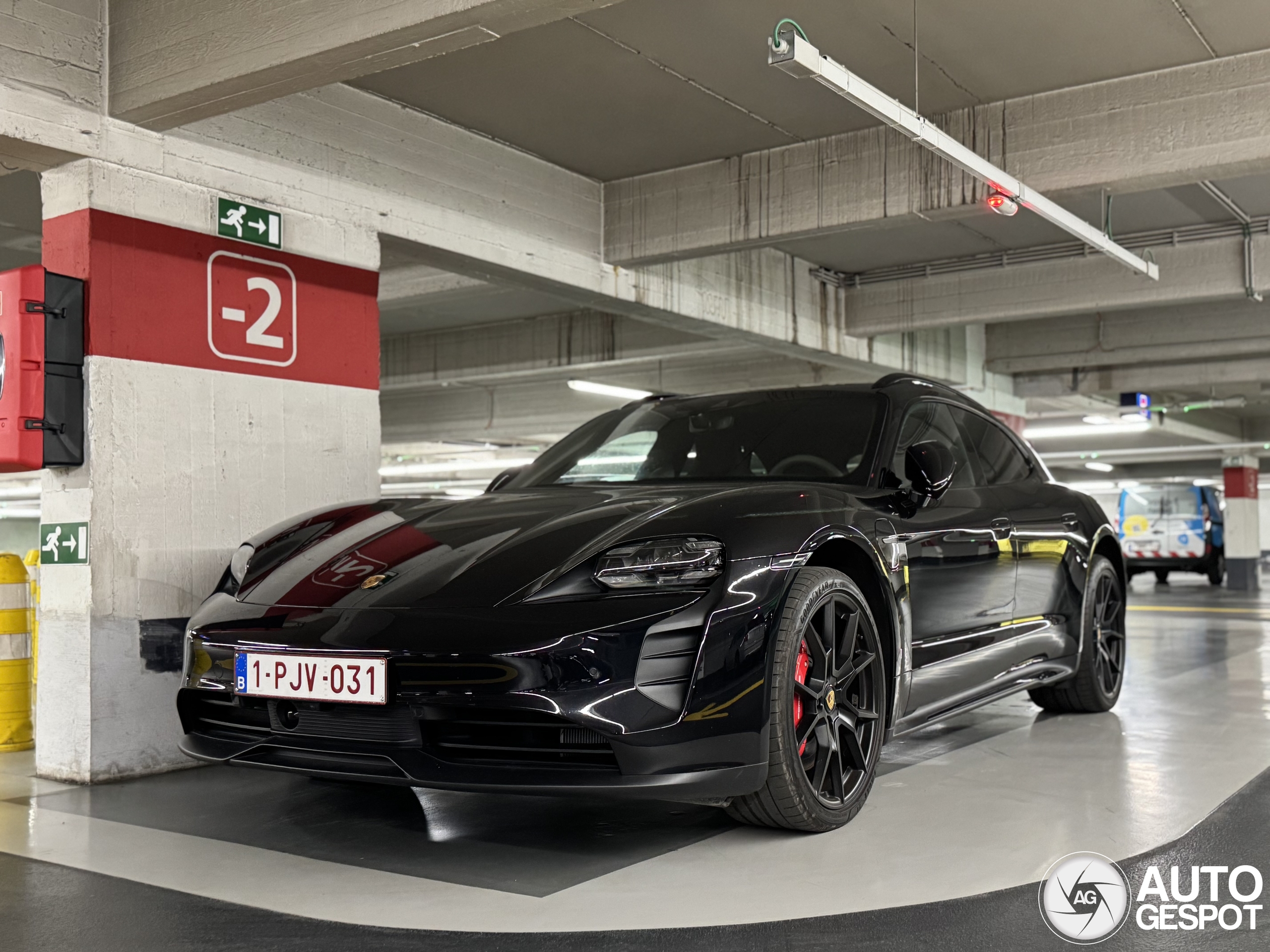 Porsche Taycan GTS Sport Turismo