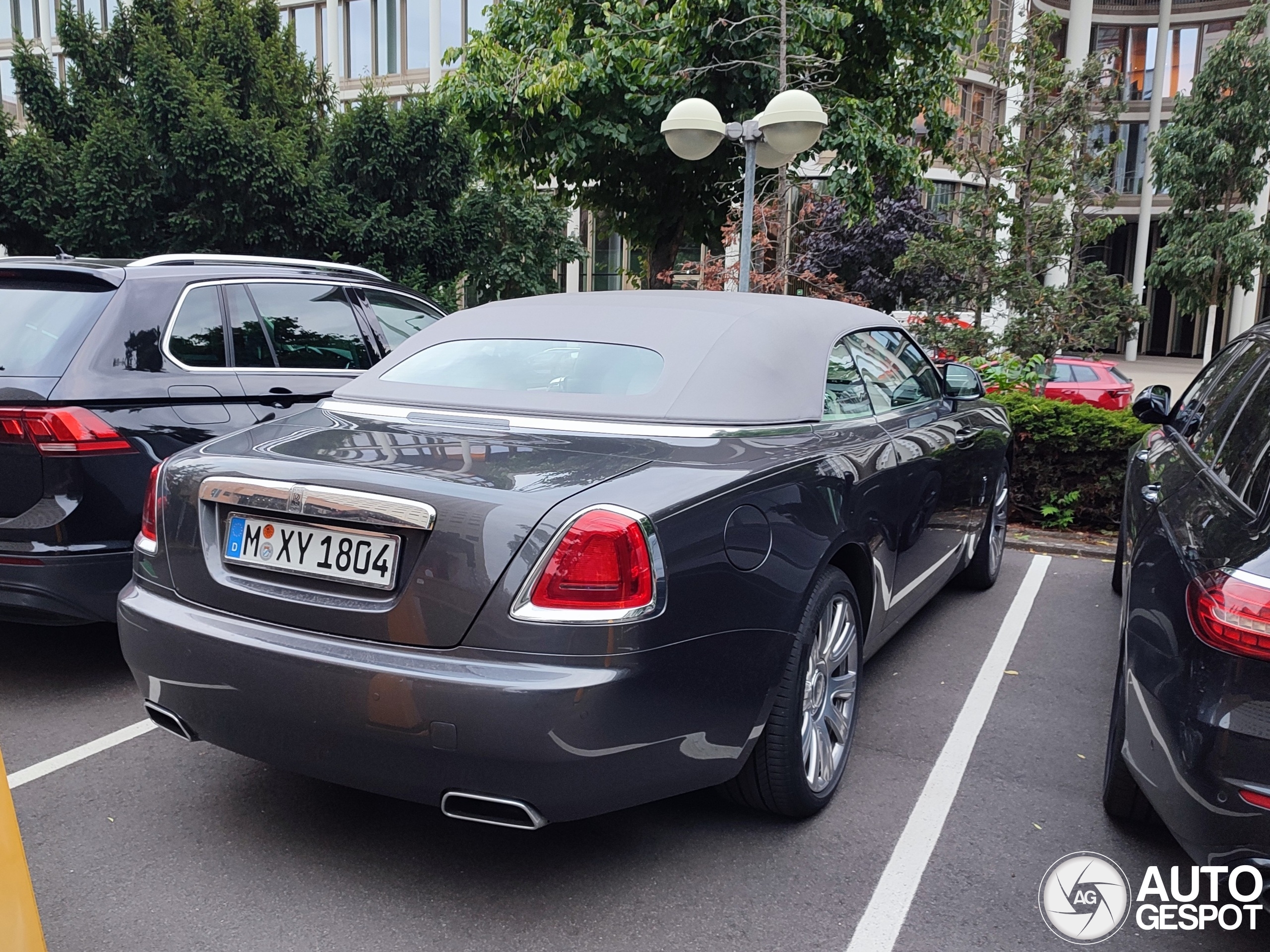 Rolls-Royce Dawn