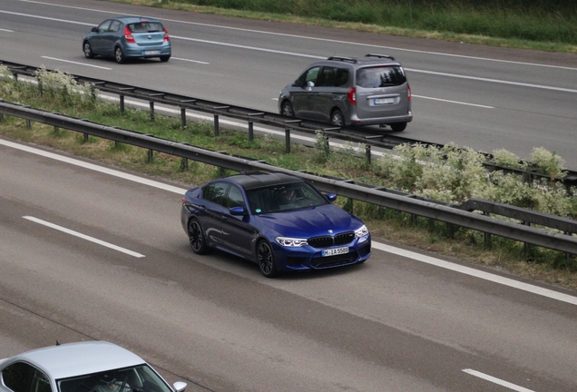 BMW M5 F90