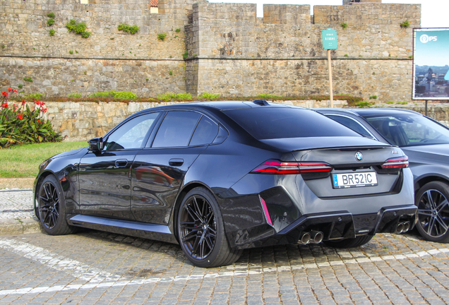 BMW M5 G90