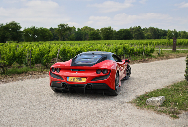 Ferrari F8 Tributo