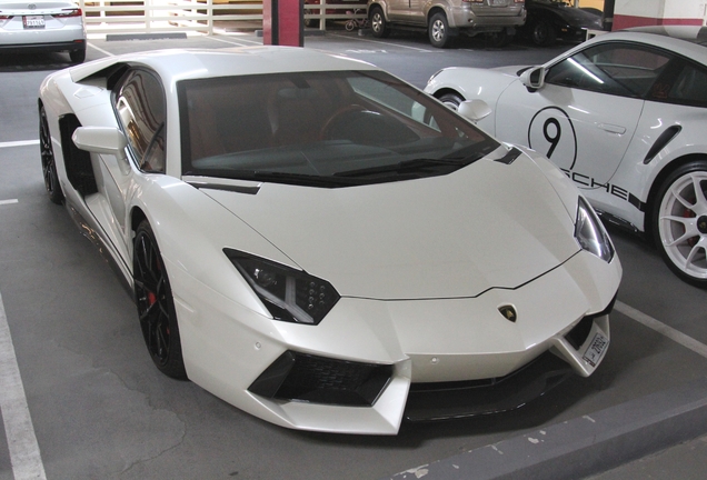 Lamborghini Aventador LP700-4