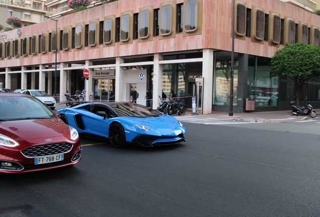Lamborghini Aventador LP750-4 SuperVeloce Roadster