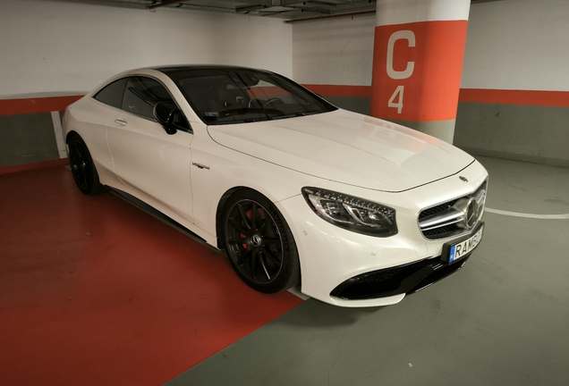 Mercedes-AMG S 63 Coupé C217