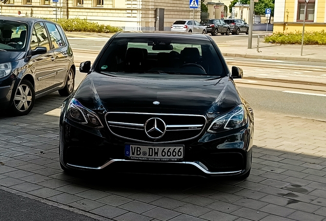 Mercedes-Benz E 63 AMG W212 2013