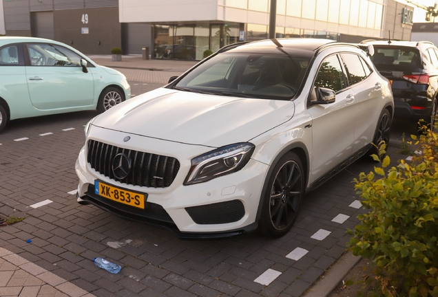 Mercedes-Benz GLA 45 AMG X156