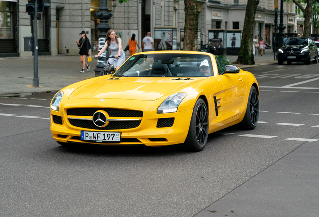 Mercedes-Benz SLS AMG GT Roadster