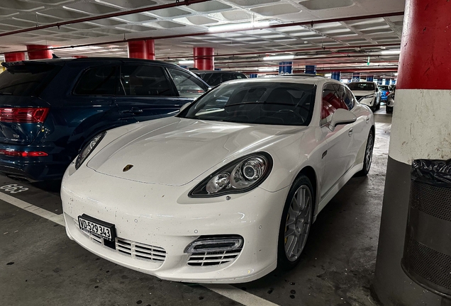 Porsche 970 Panamera Turbo MkI
