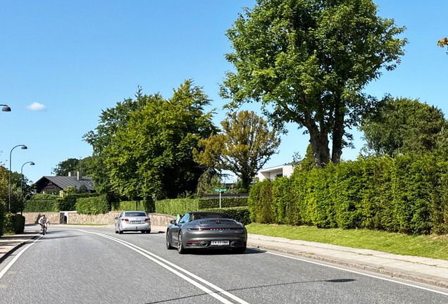 Porsche 992 Carrera 4S Cabriolet