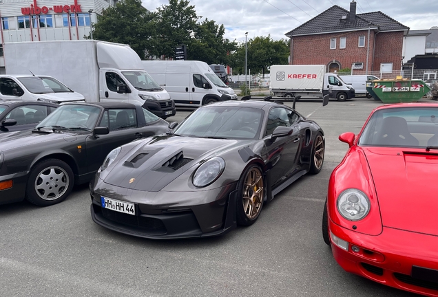 Porsche 992 GT3 RS Weissach Package