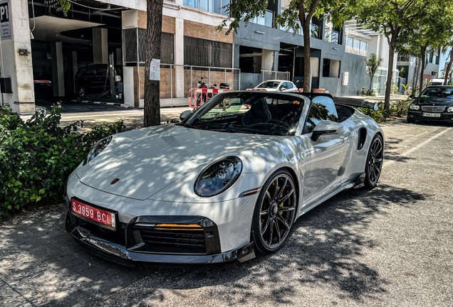 Porsche 992 Turbo S Cabriolet Brabus 820