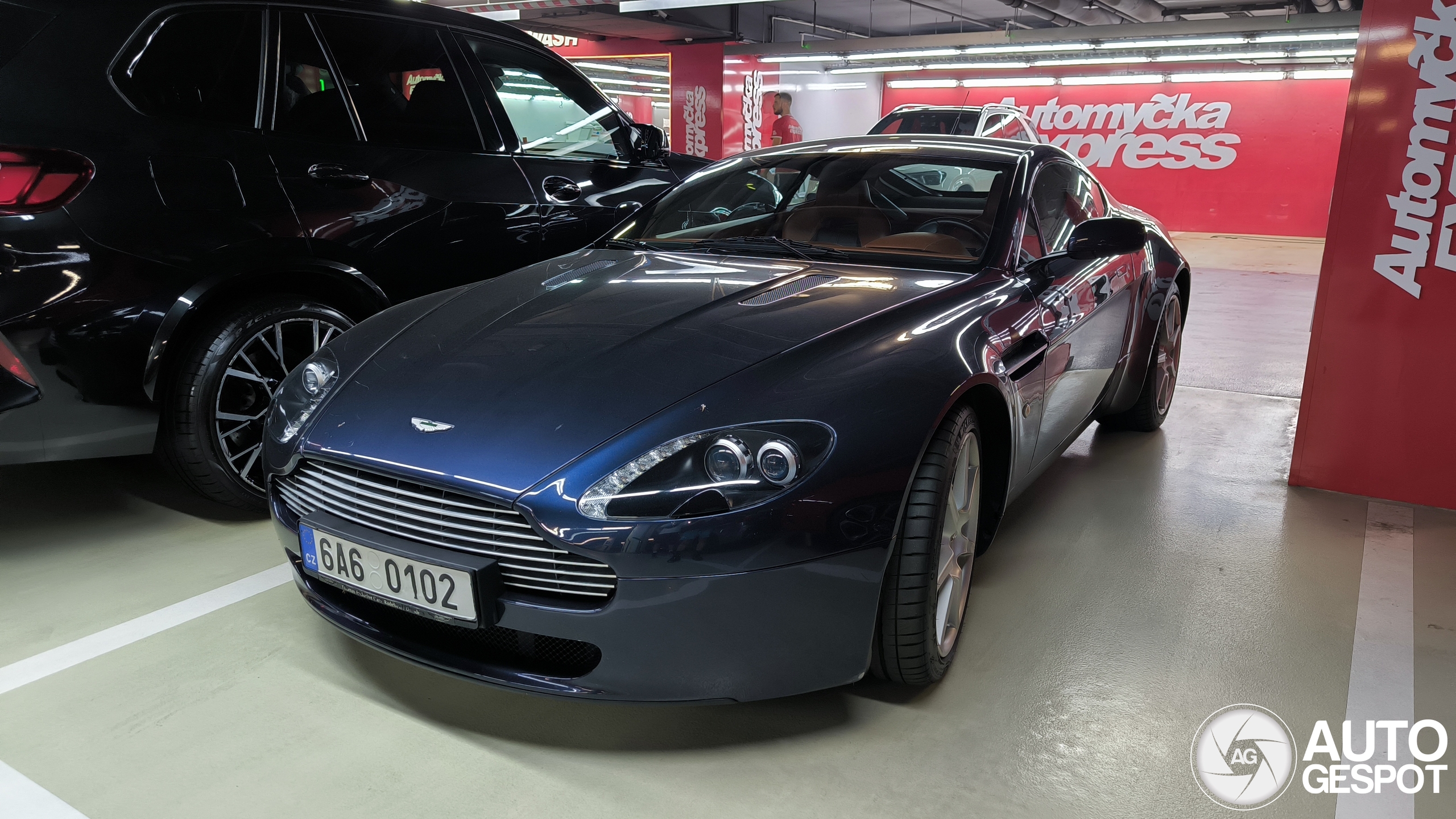 Aston Martin V8 Vantage