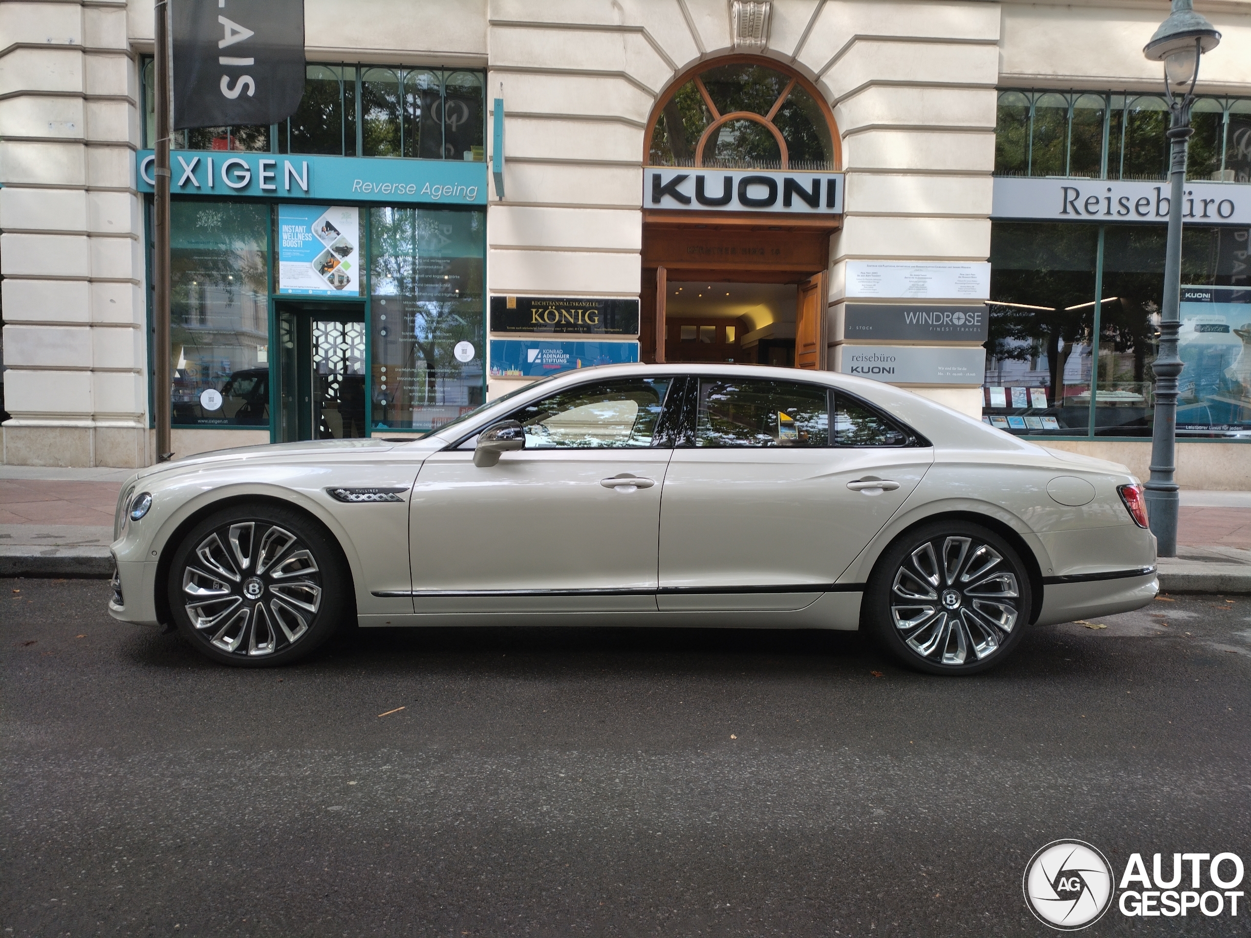 Bentley Flying Spur W12 2022 Mulliner