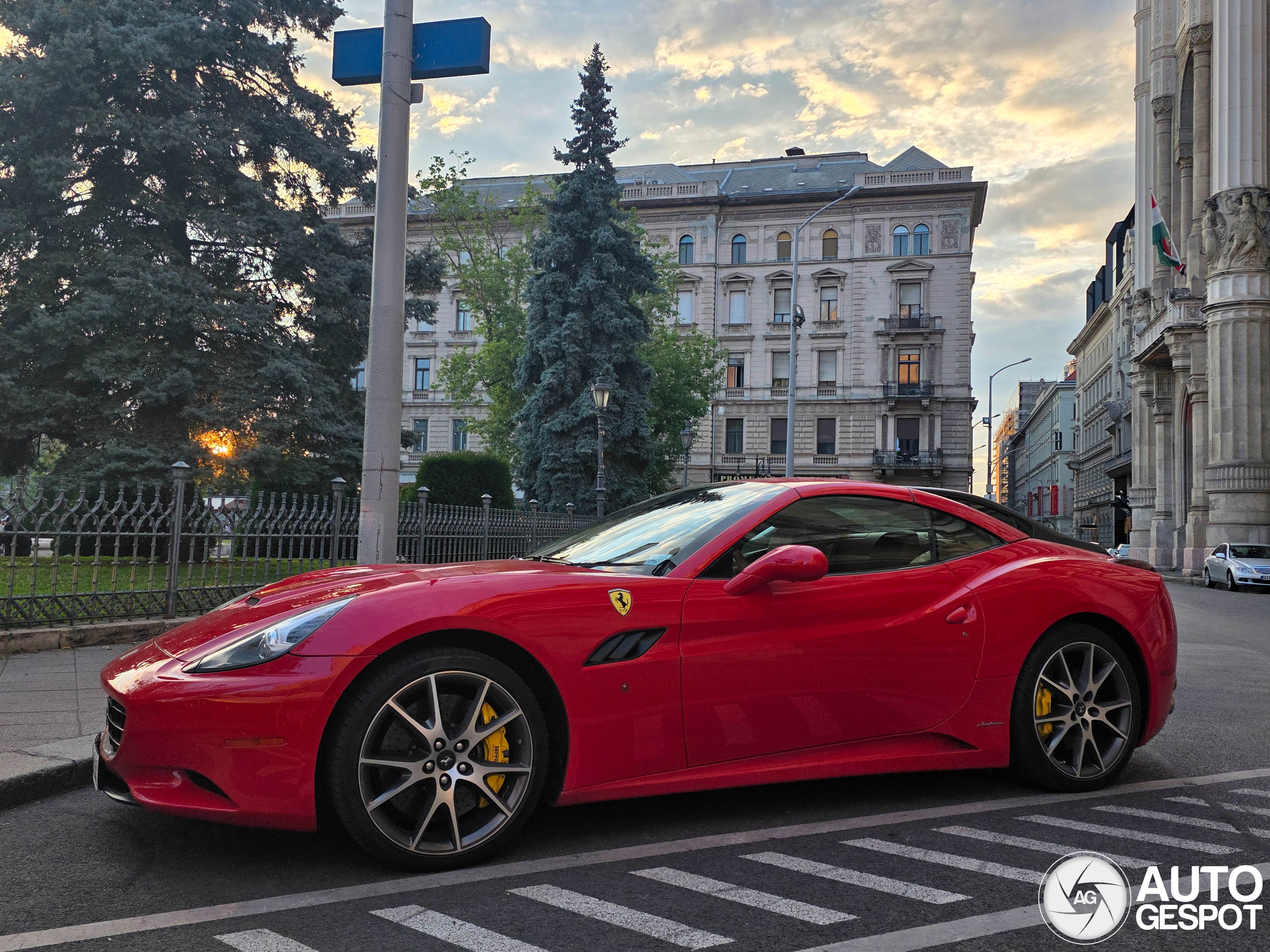 Ferrari California