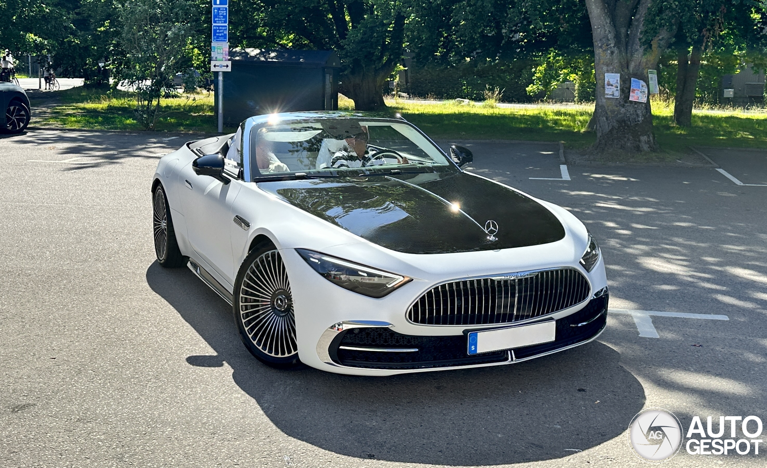 Mercedes-Maybach SL 680 Monogram Series