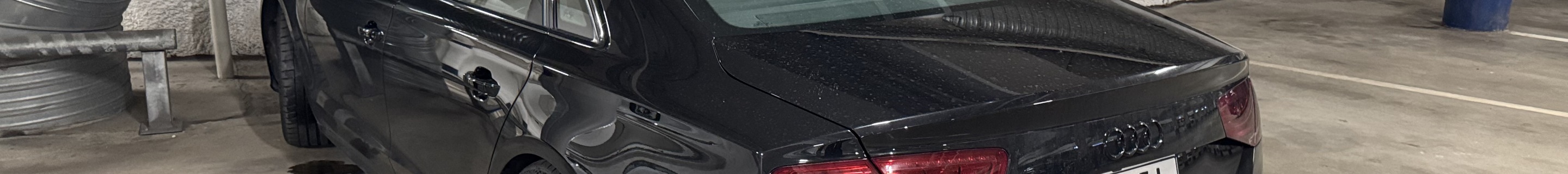 Audi S8 D4
