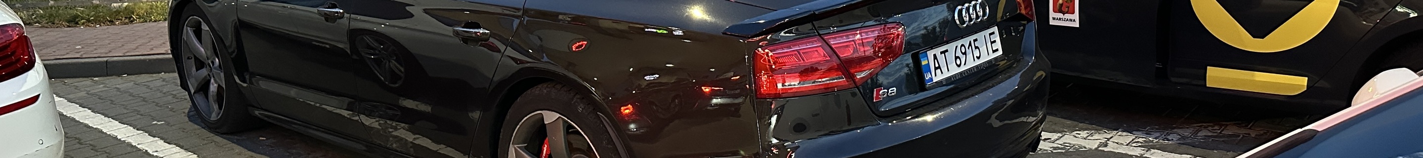 Audi S8 D4