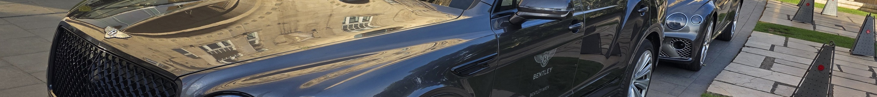 Bentley Bentayga EWB 2024