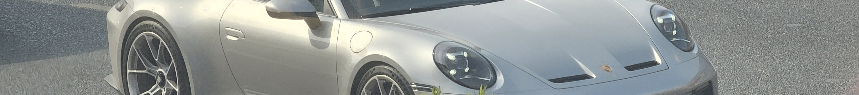 Porsche 992 GT3 Touring