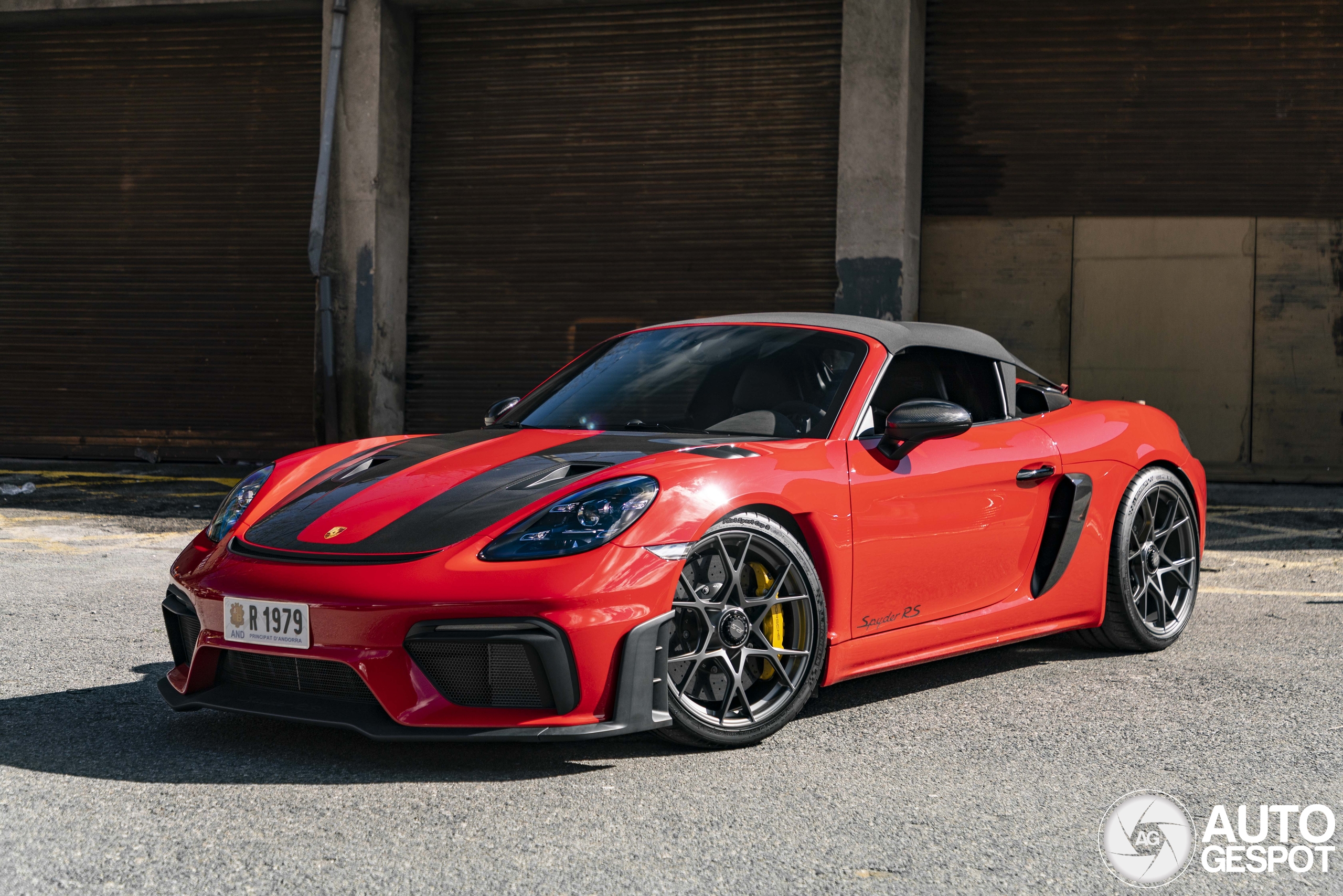 Porsche 718 Spyder RS Weissach Package