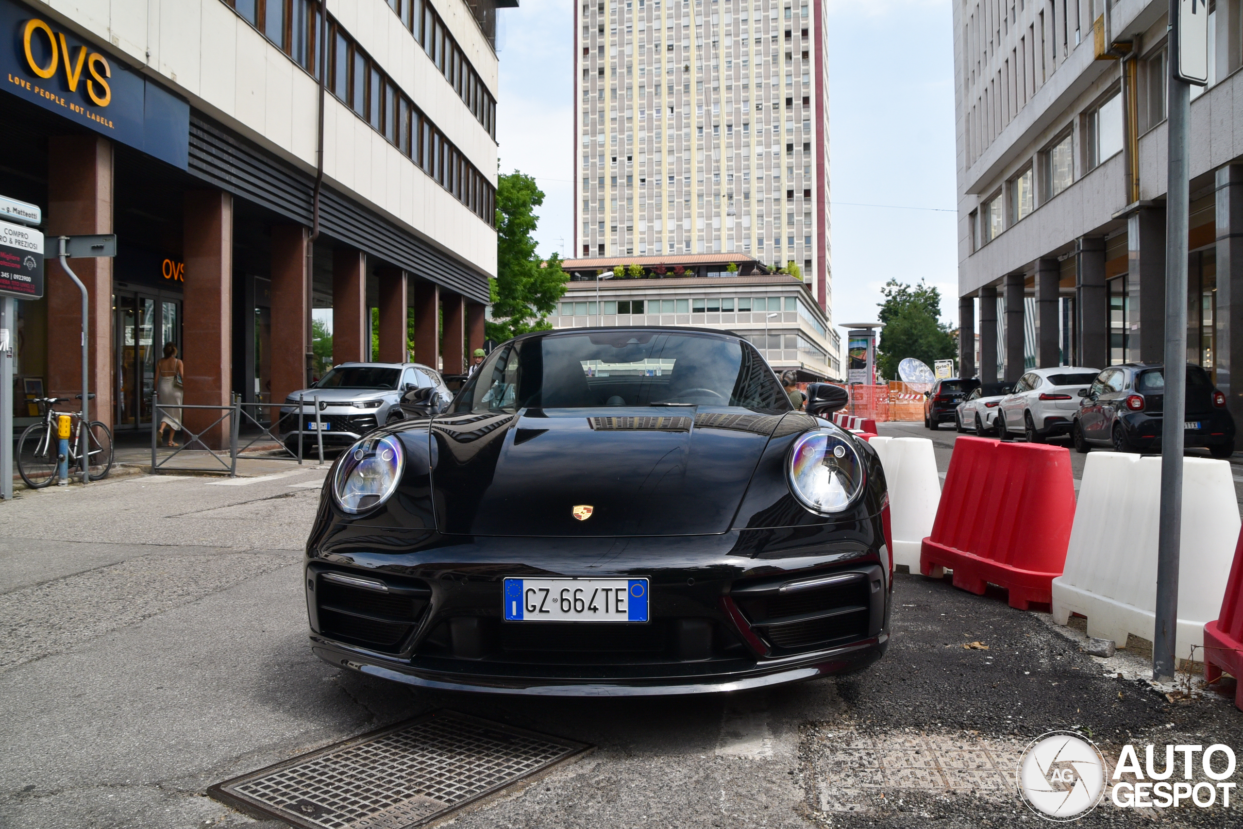 Porsche 992 Carrera 4S Cabriolet MkI