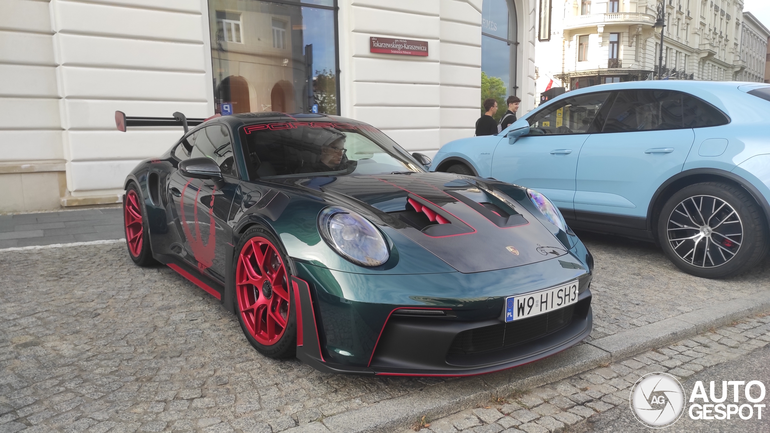 Porsche 992 GT3 RS Weissach Package