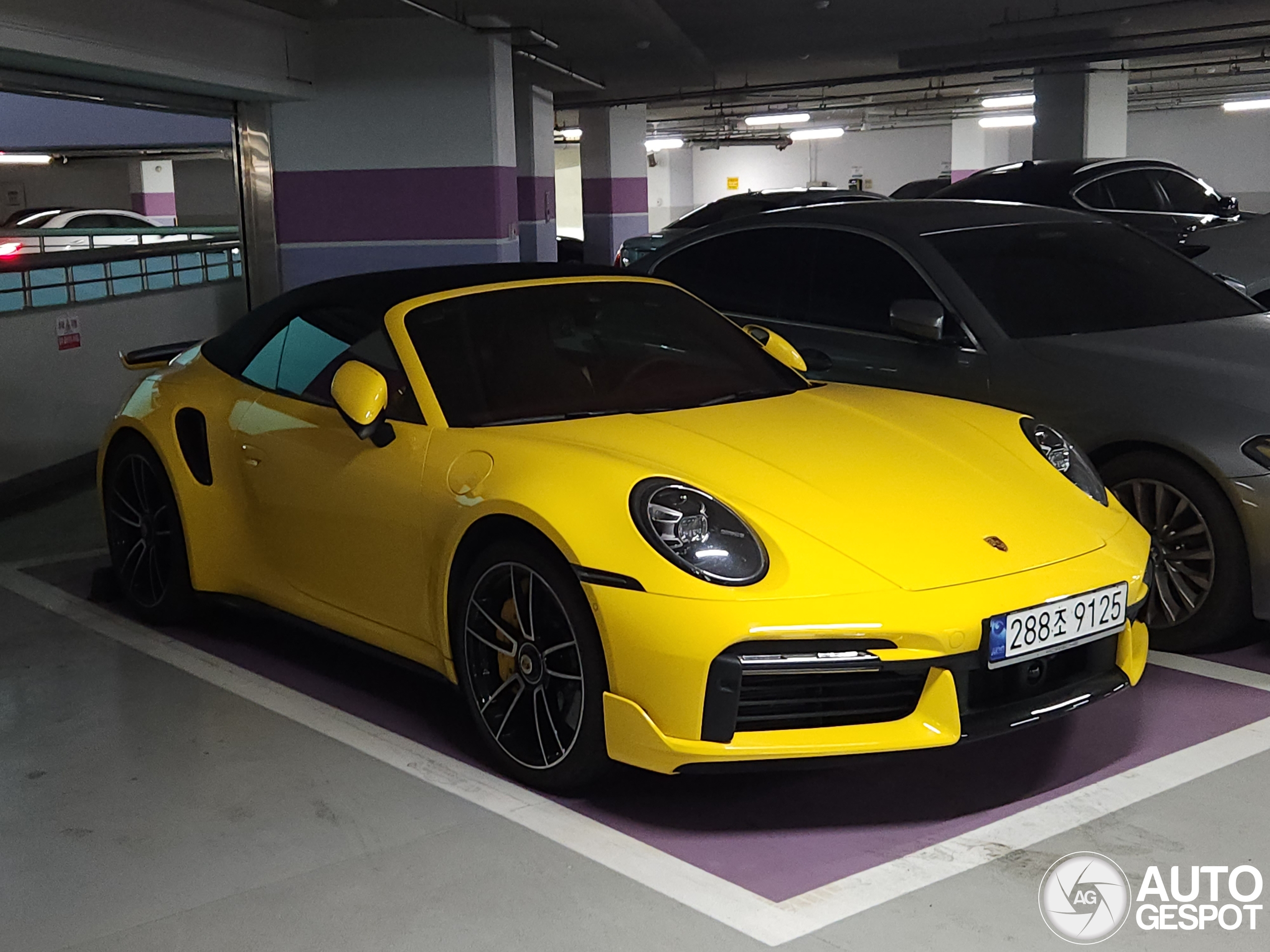 Porsche 992 Turbo S Cabriolet