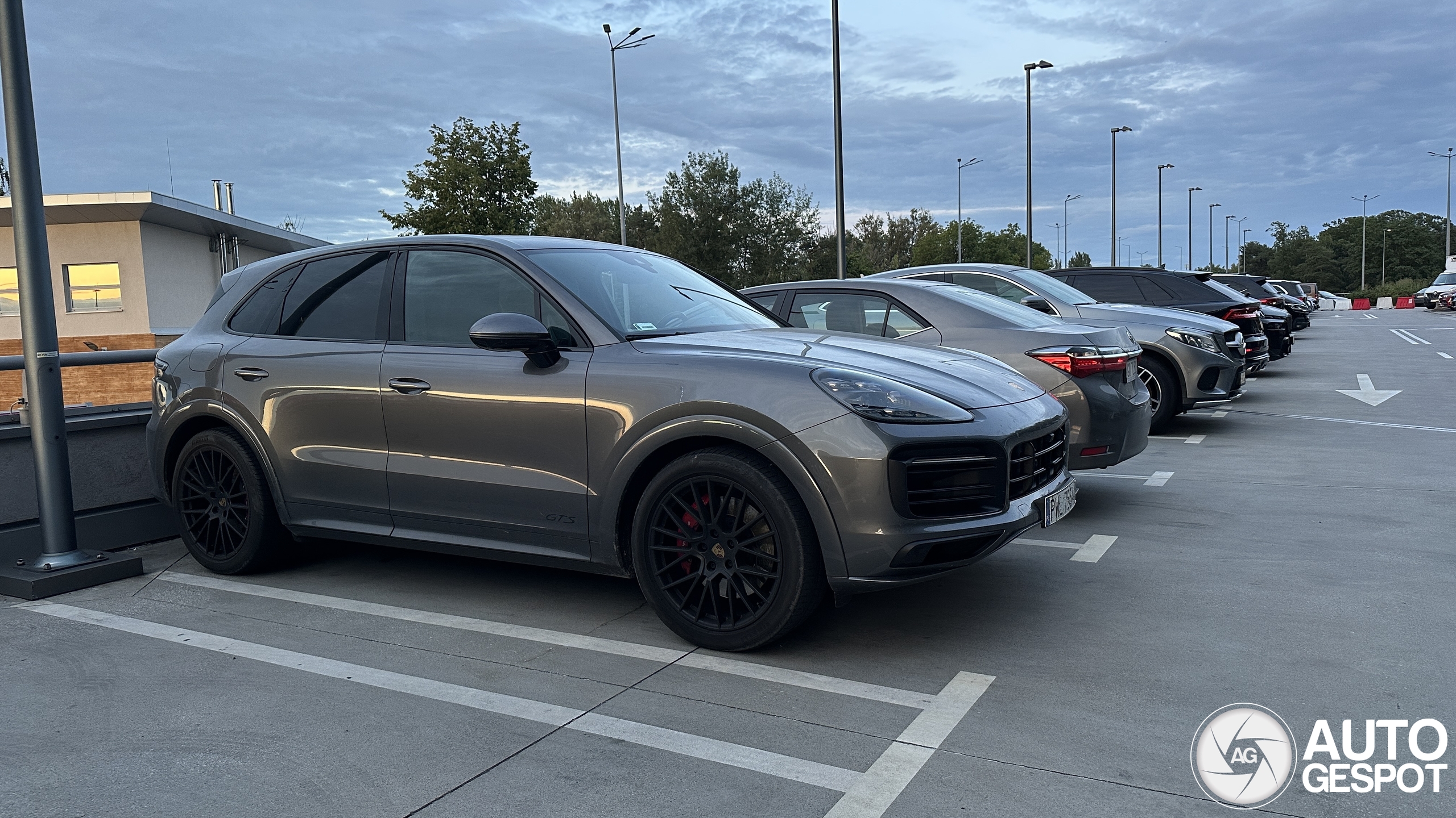 Porsche 9YA Cayenne GTS
