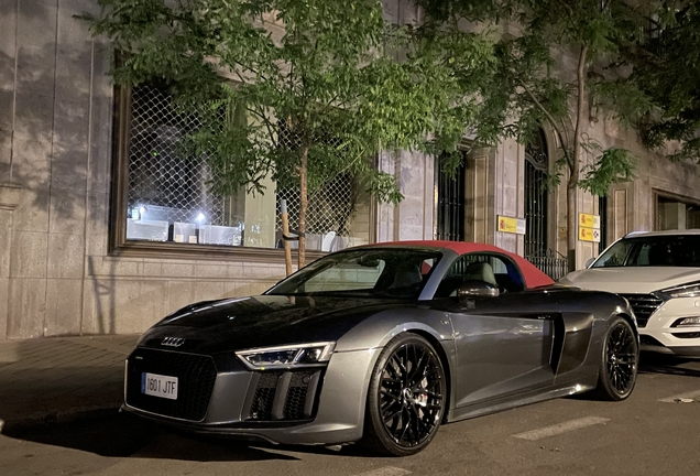 Audi R8 V10 Spyder 2016