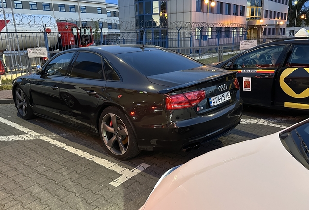 Audi S8 D4