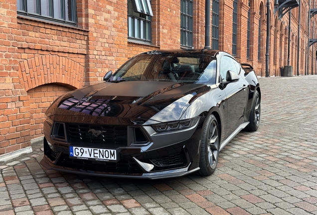 Ford Mustang Dark Horse 2024