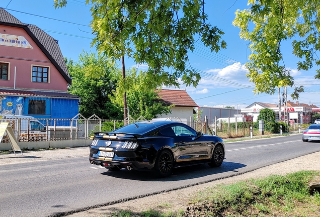 Ford Mustang GT 2015