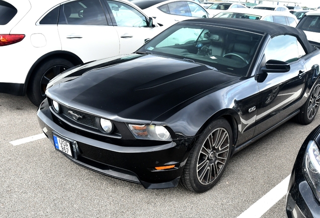 Ford Mustang GT Convertible 2010