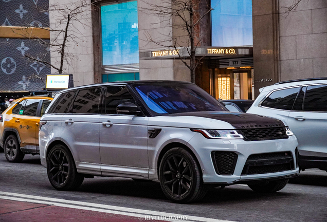 Land Rover Range Rover Sport SVR Carbon Edition