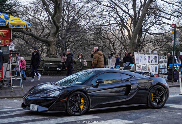 McLaren 570S