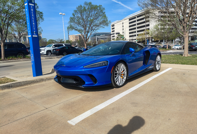 McLaren GT
