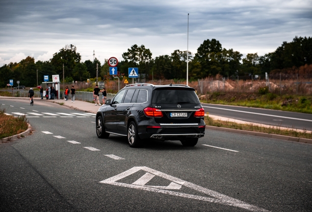 Mercedes-Benz GL 63 AMG X166